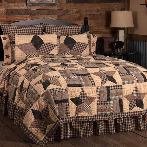 VHC Brands Bingham Star Quilt