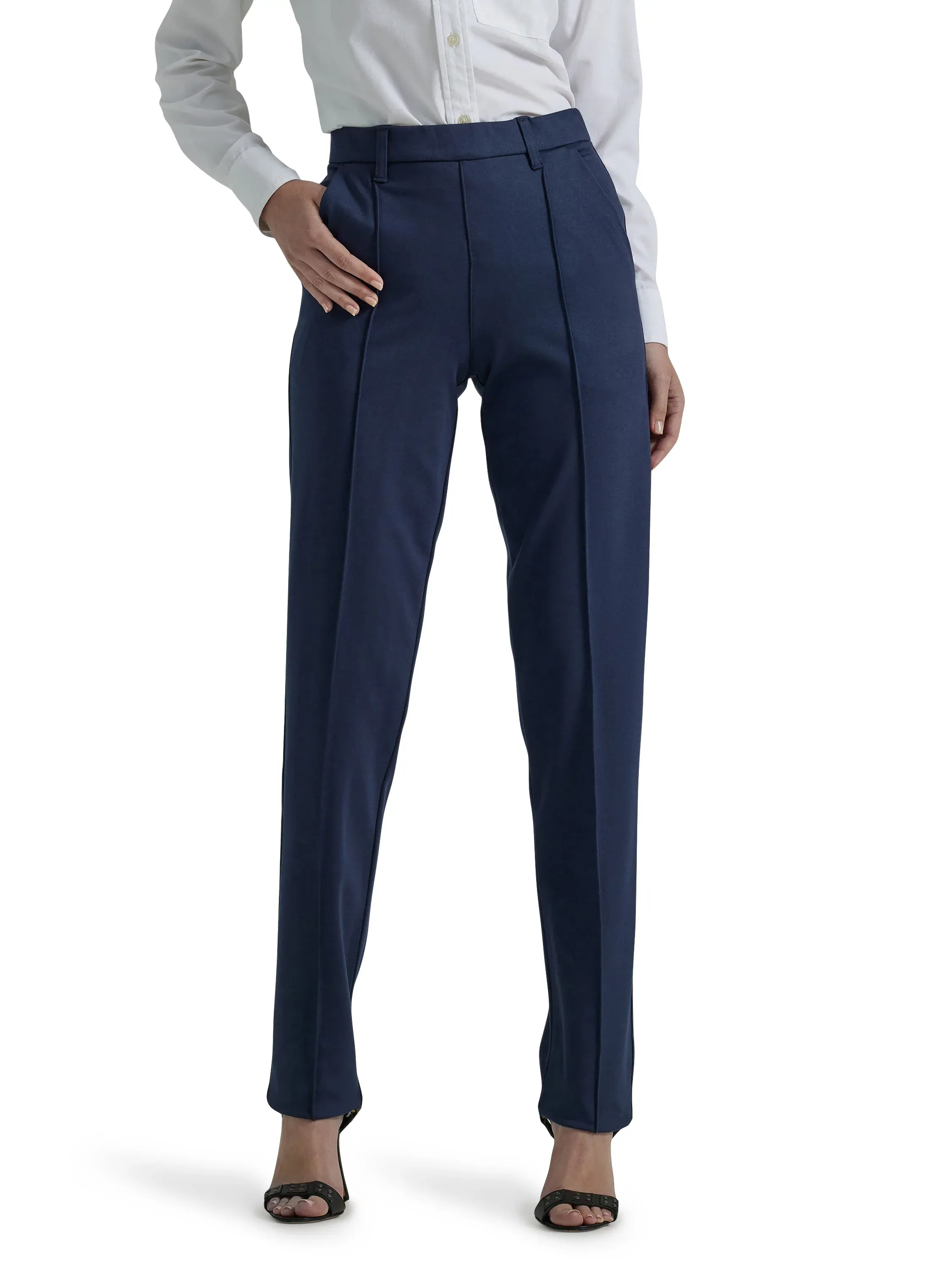 Ultra Lux Comfort Any Wear Straight Pant:Oscar Khaki:10:S | Women's Pants | Lee®