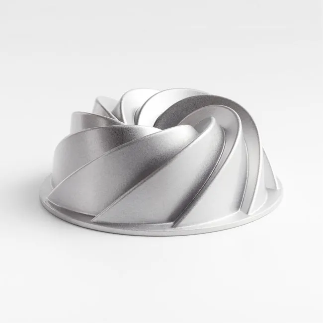 Nordic Ware Heritage Bundt Pan