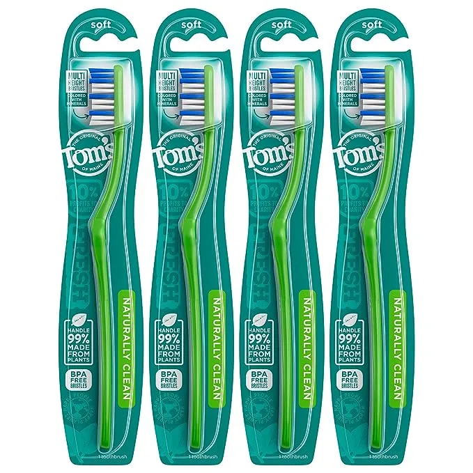 Tom's of Maine Naturally Clean Toothbrush, Soft, 4-Pack (Packaging May Vary)