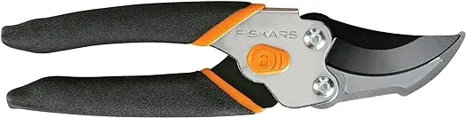 Fiskars Bypass Smooth-Action Pruner