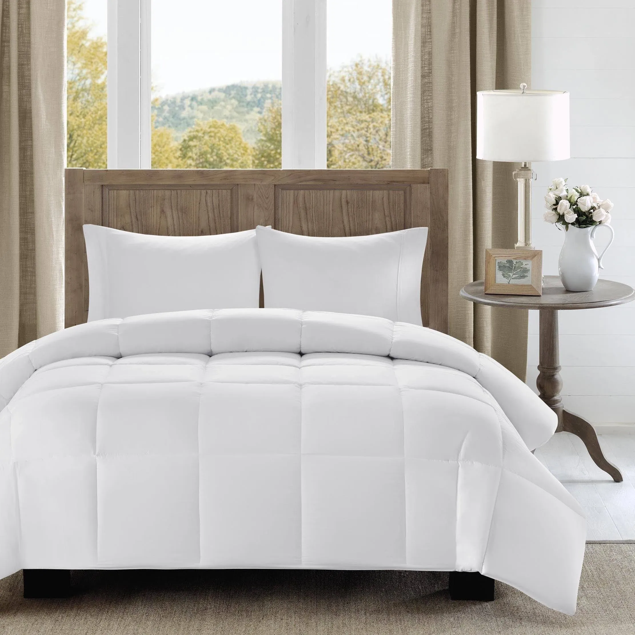 Winfield 300 Thread Count Luxury down Alternative Comforter, Twin/Twin X-Large, 